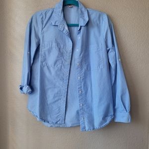 Womens light blue pinstripe button up top | Long sleeve | Medium